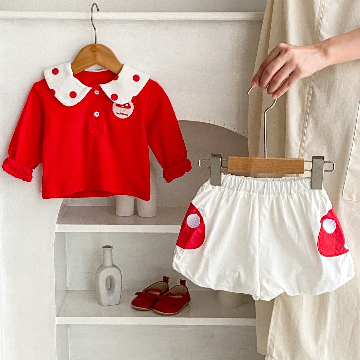 Autumn Girls' Rabbit Ears Long-sleeved Shirt Mushroom Bud-shaped Pants 2-piece Set