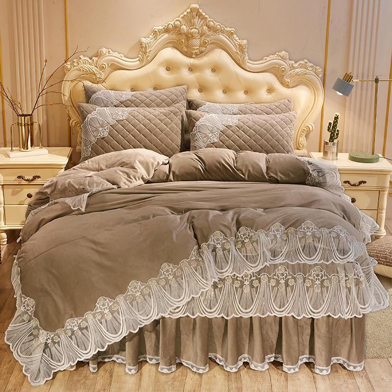 Crystal Velvet Quilted Bed Dress Four-piece Warm Lace Embroidered Lace